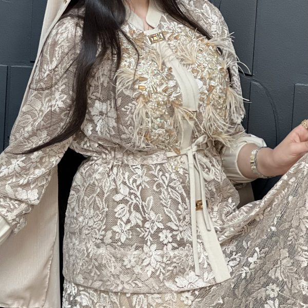 لیلیا - کت کرم